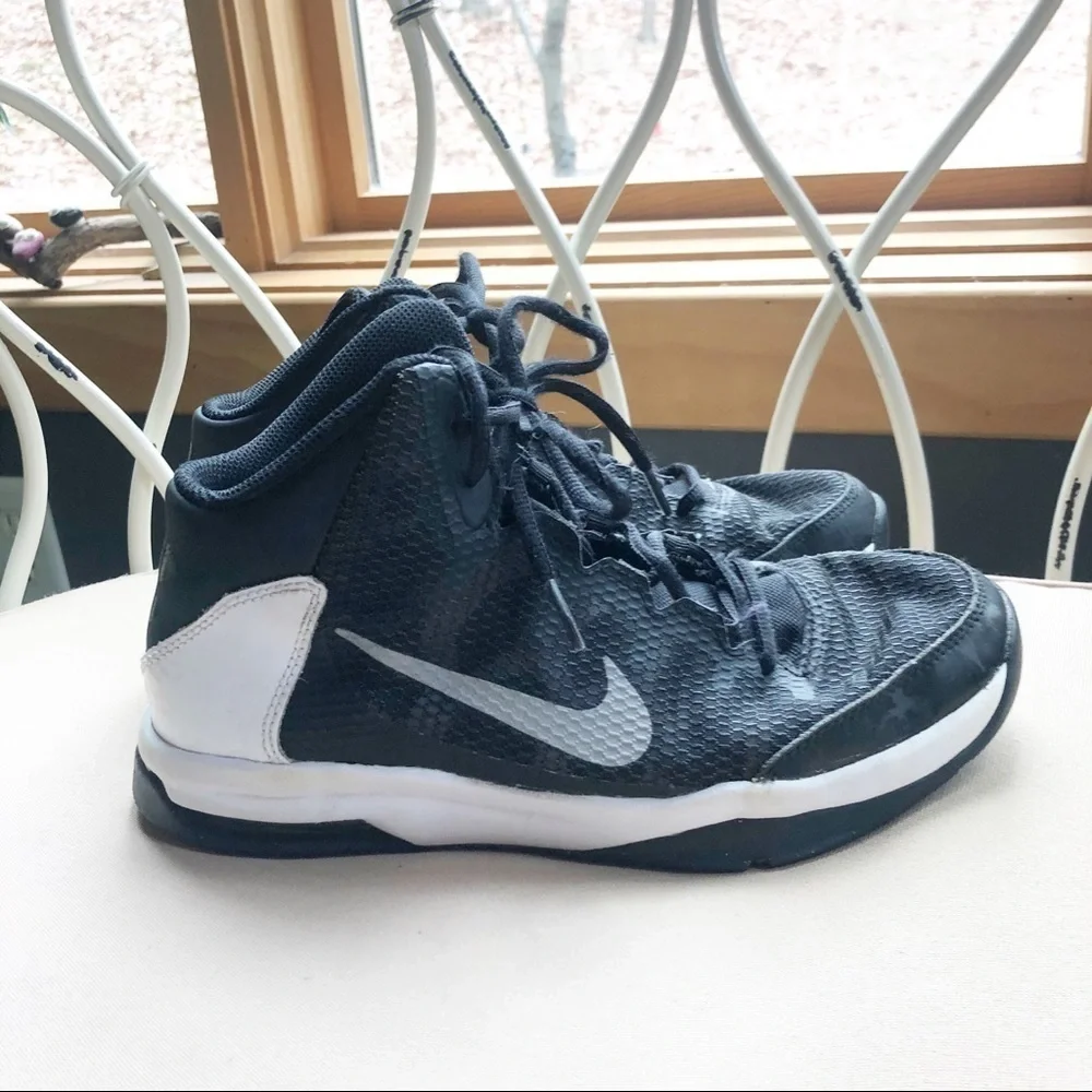 Nike Air Without a Doubt High Top Sneakers 5.5 Y‎